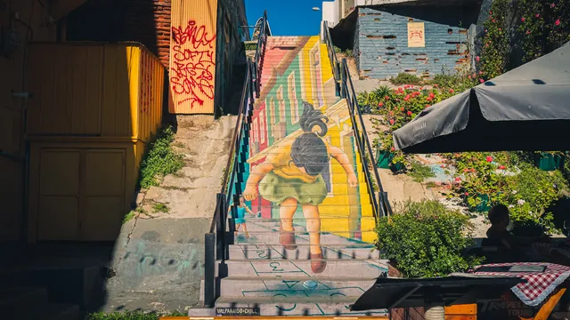 VALPARAISO image 5