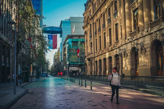 Santiago & Valparaiso. Best of Chile - Personalized Service image 1