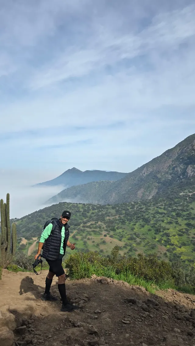  Discover Santiago from the hills with  Private Guide image 4